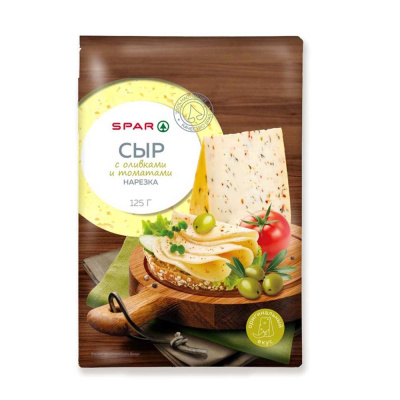 Сыр с оливками и томатами SPAR 50% нарезка 125г БЗМЖ