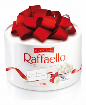 Конфеты Раффаэлло Торт средний с миндальным орехом 200г